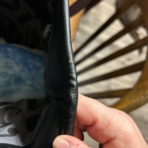 Loungefly Black and Pink Cartoon Tote - Picture 10 of 12